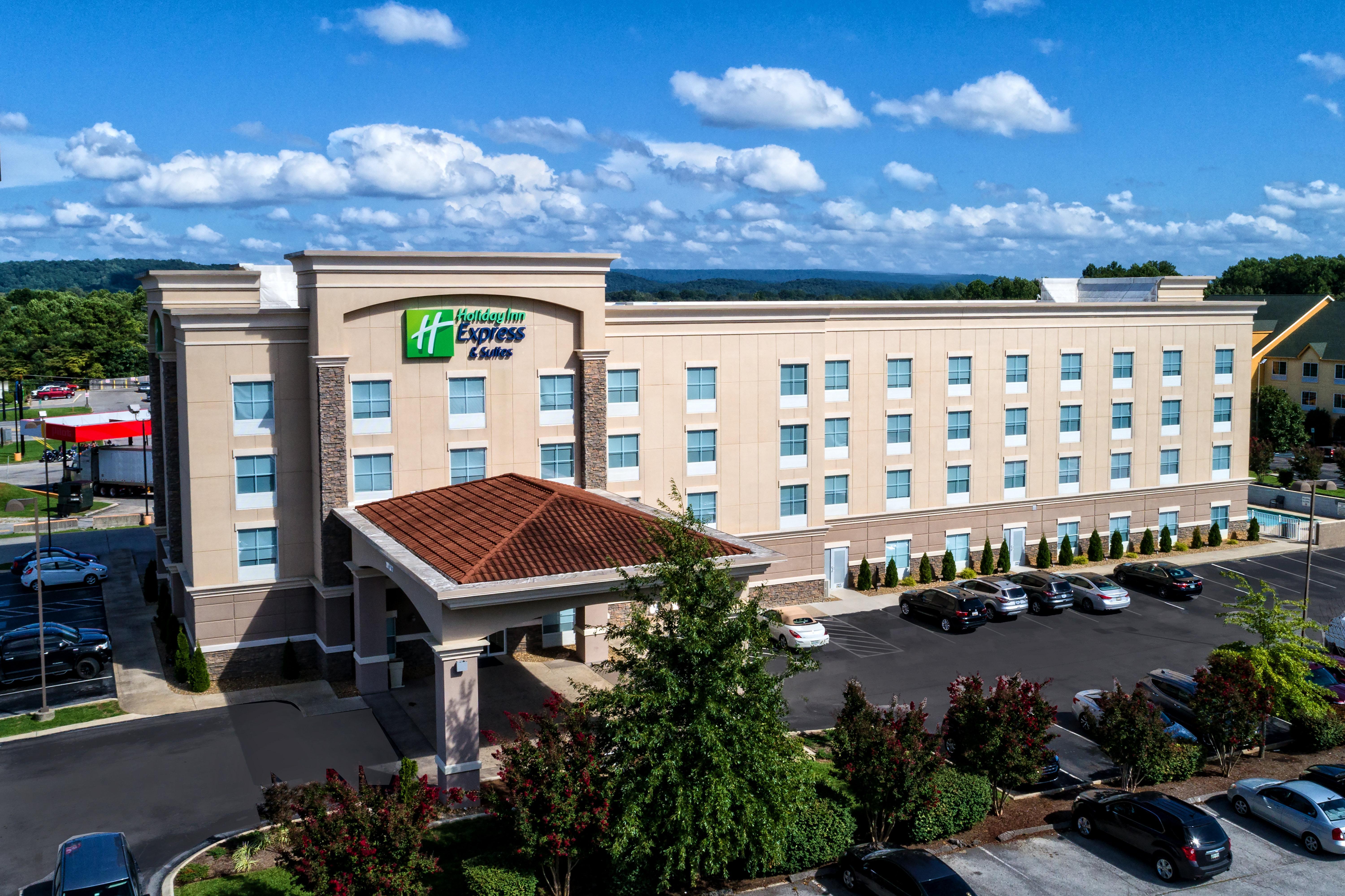 Holiday Inn Express & Suites Cookeville, An Ihg Hotel Exterior photo