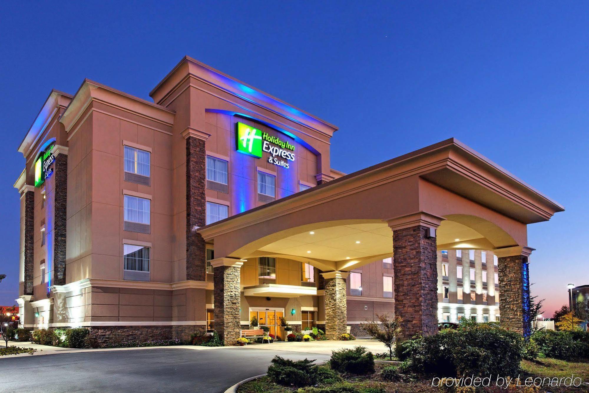 Holiday Inn Express & Suites Cookeville, An Ihg Hotel Exterior photo